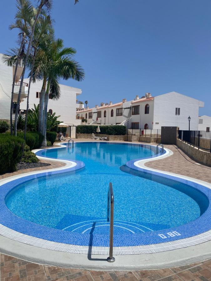 אדחה Bouganvilla מראה חיצוני תמונה